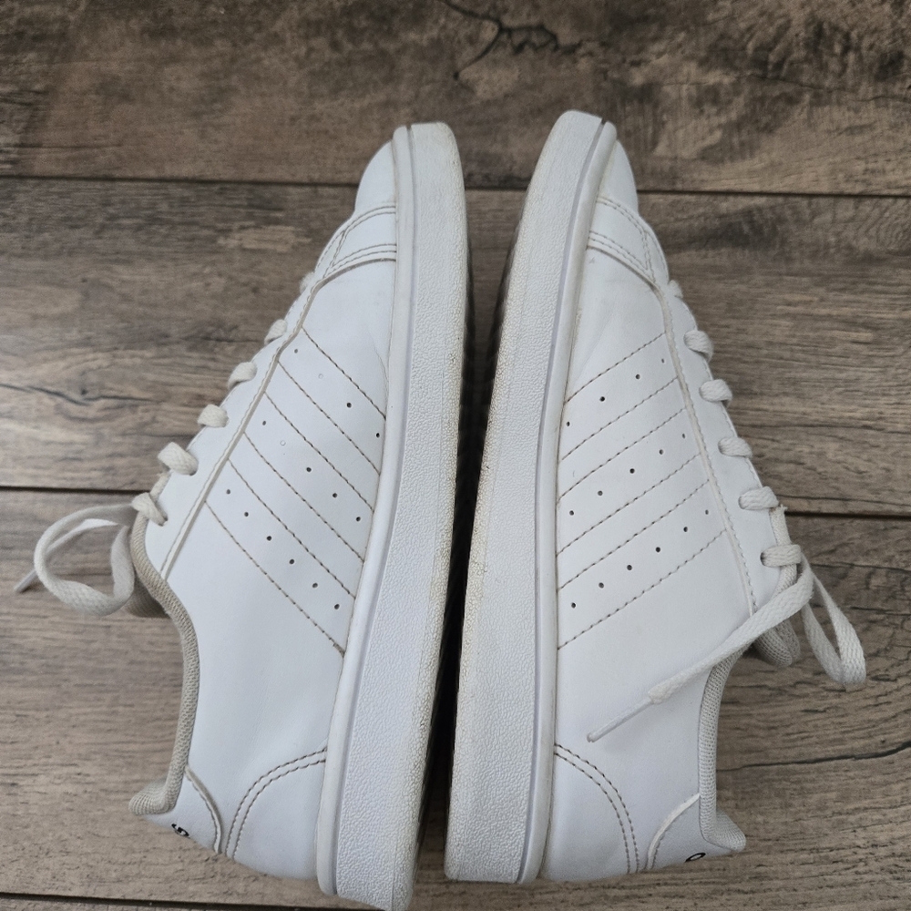 Adidas White and Black Size 5 Womens Sneakers - Picture 5 of 12